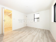 1号棟　居室　【立川市錦町６丁目】木目が美しいウッディなフローリングの居室は、穏やかで心安らぐ空間となるでしょう。
