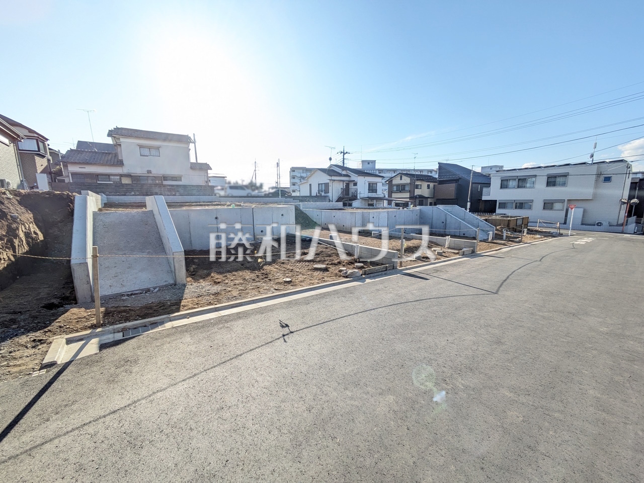 平日のご案内も可能です。まずはお気軽にお問合せ下さいませ。 　【東村山市諏訪町１丁目】／撮影日：2024年12月19日