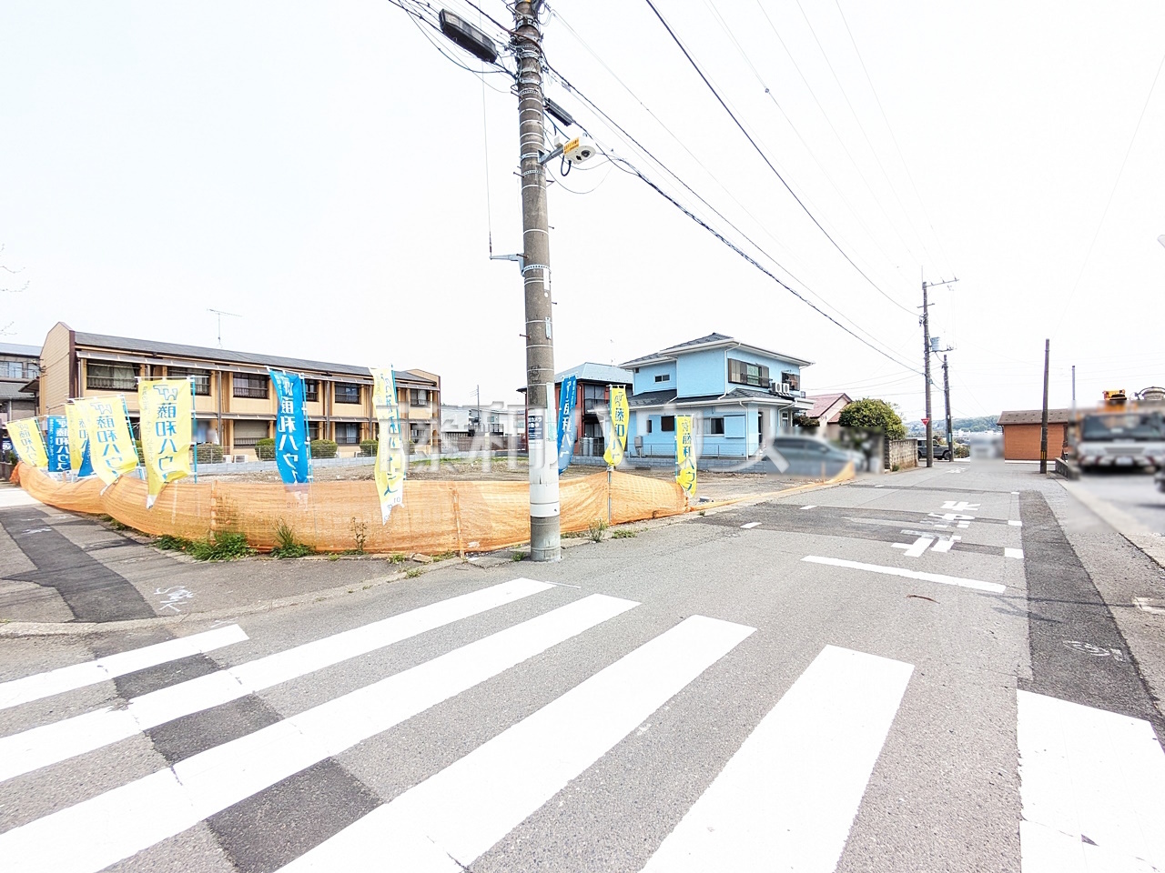 接道状況および現場風景　【日野市東豊田４丁目】 平日のご案内も可能です。まずはお気軽にお問合せ下さいませ。 ／撮影日：2025年4月18日