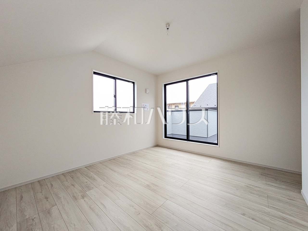 1号棟　居室　【立川市砂川町６丁目】／撮影日：2025年10月31日