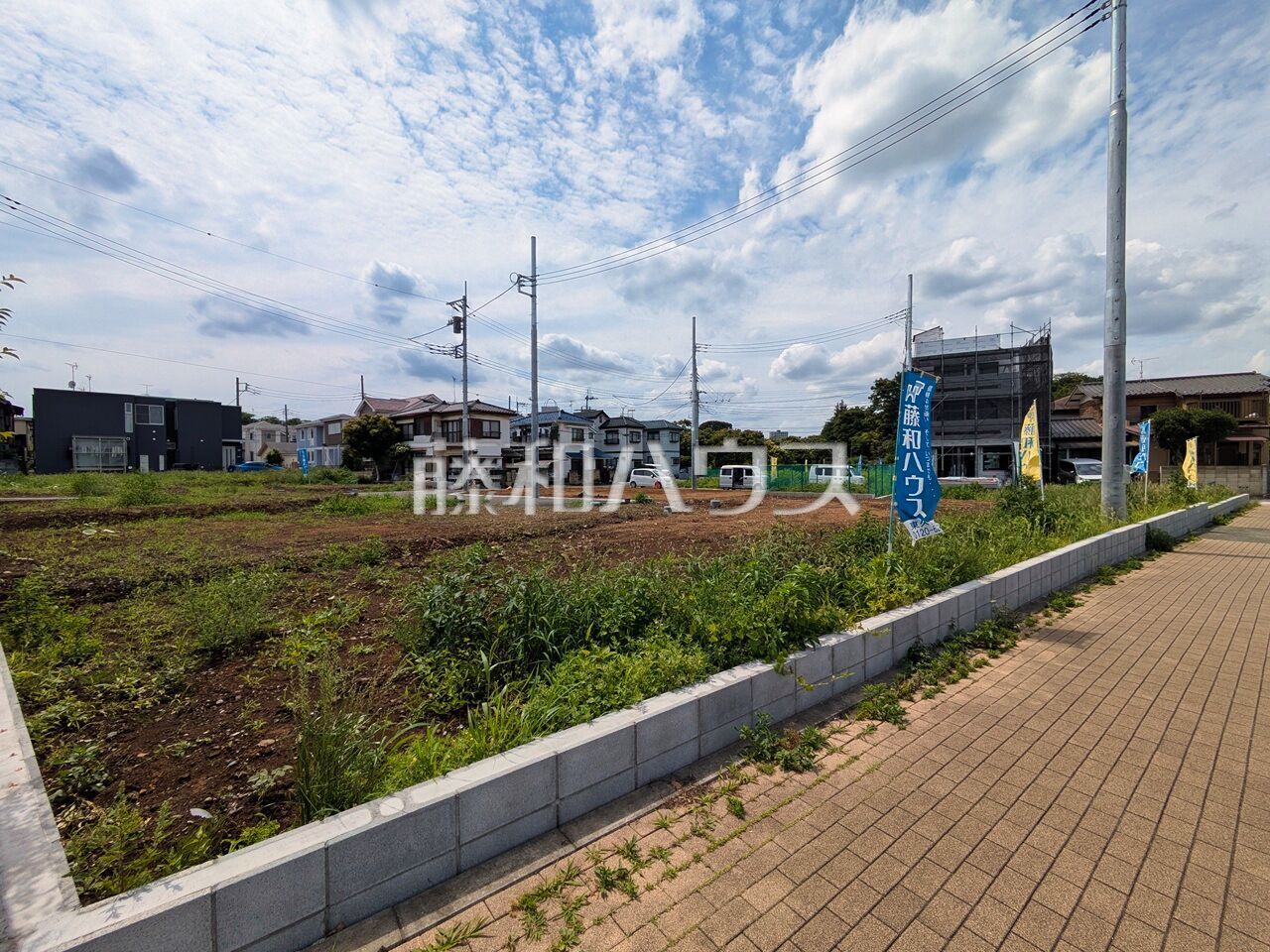 接道状況および現場風景 【西東京市中町6丁目】物件より10分圏内に小中学校・保育園・スーパー揃う好住環境/撮影日:2026年6月11日