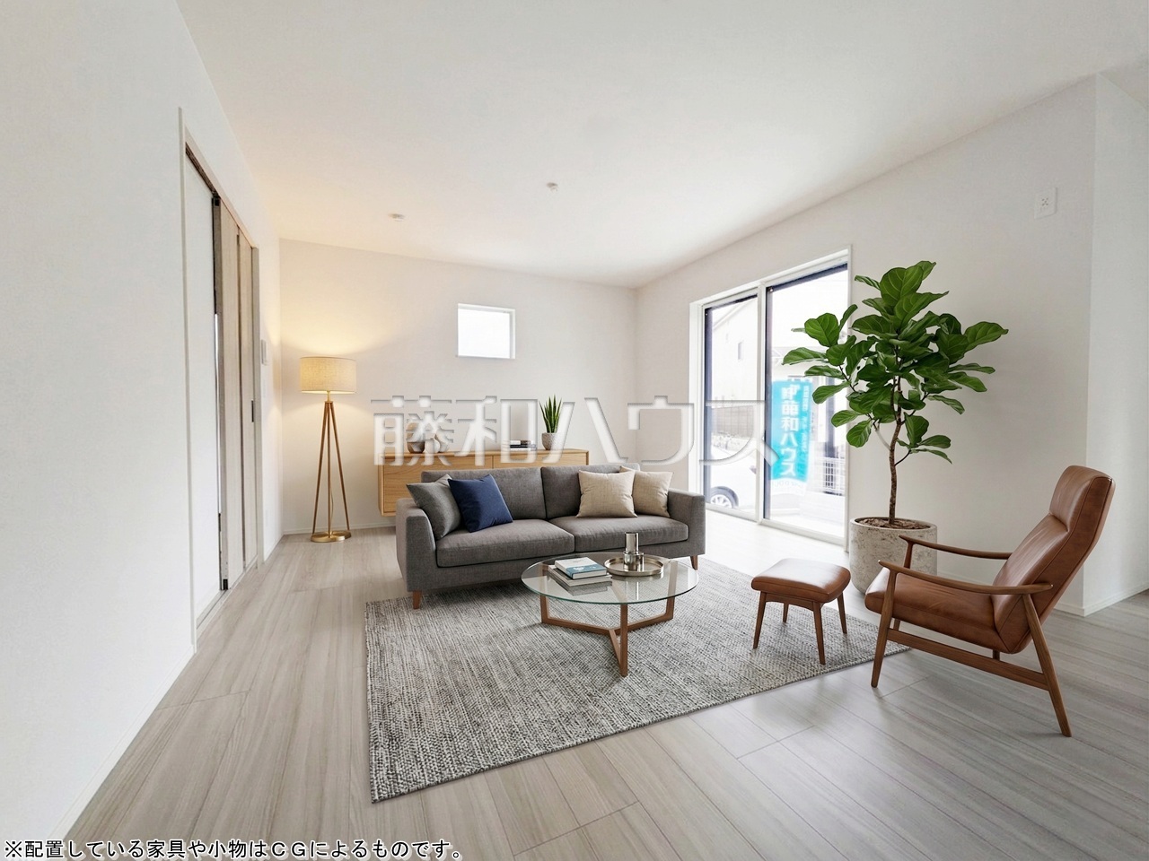 約18帖のゆったりリビング。家族でテーブルを囲む素敵な時間をお愉しみ下さい。※配置している家具や小物はCGによるものです。 【新座市道場1丁目】/撮影日:2026年3月19日