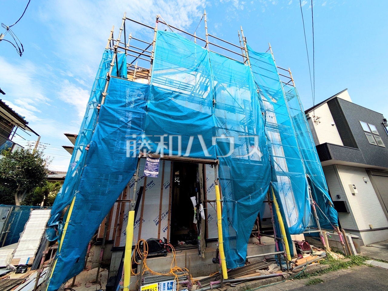 外観 【東久留米市南町4丁目】 建物のプレゼンをさせていただきますので、実際の完成イメージを思い描いていただくことができます。お気軽にお問合せ下さい。 /撮影日:2026年7月30日
