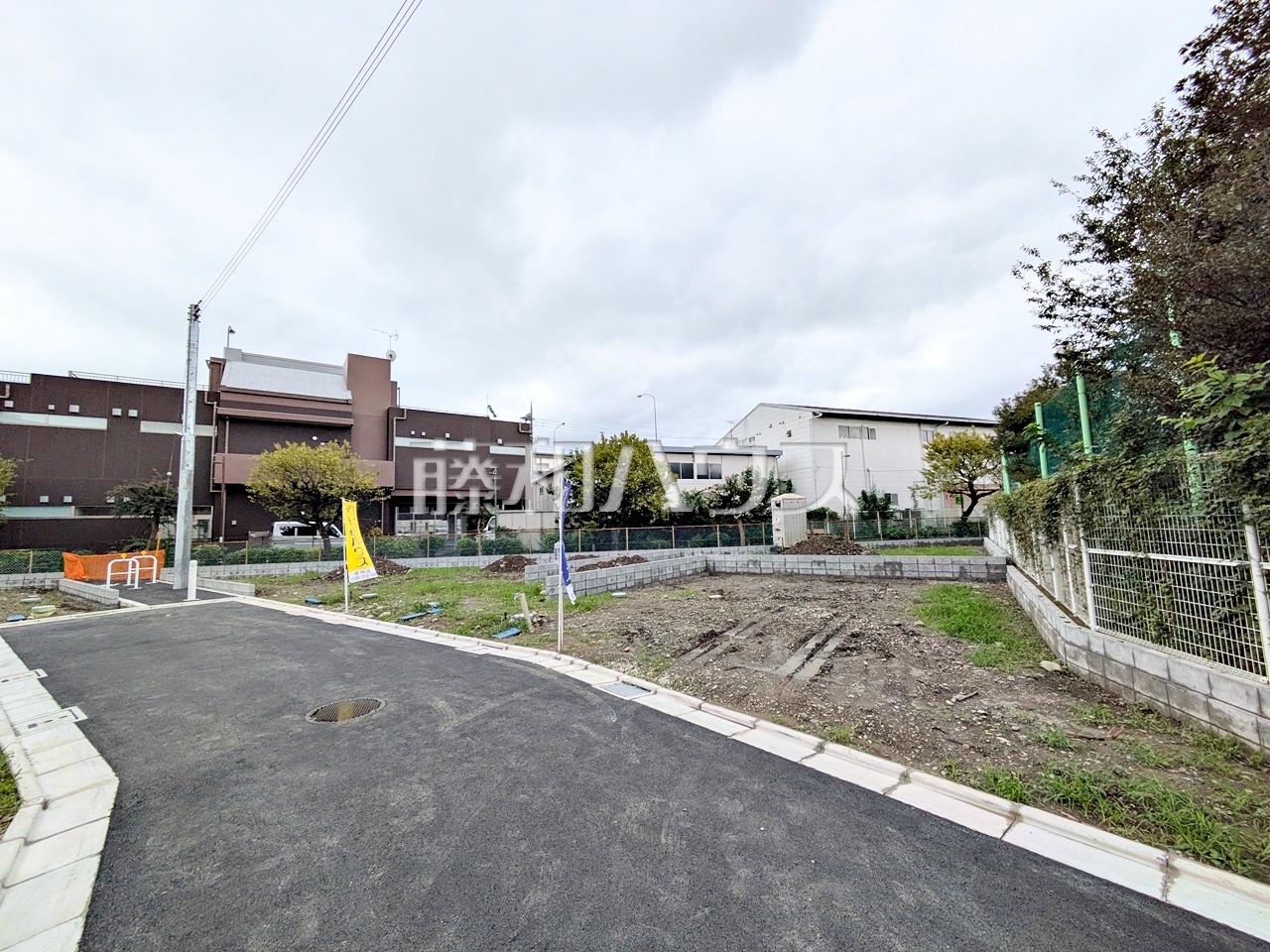 ≪現場風景≫京王線「分倍河原」駅徒歩10分!この恵まれたロケーションによる幸福感は、毎朝の通勤時にしっかりと感じられるのではないでしょうか。 【府中市本町4丁目】/撮影日:2026年9月12日