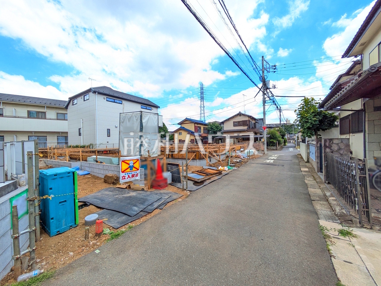 接道状況および現場風景 【東村山市秋津町4丁目】/撮影日:2026年8月6日