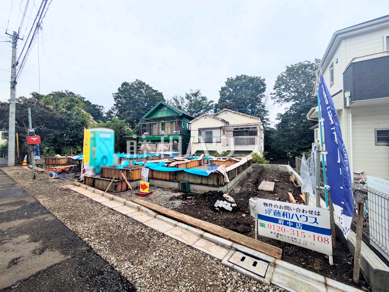 ≪接道状況≫周辺は落ち着いた雰囲気の住宅地です。小さなお子様がいるご家庭も安心です。 【府中市紅葉丘2丁目】/撮影日:2026年9月11日