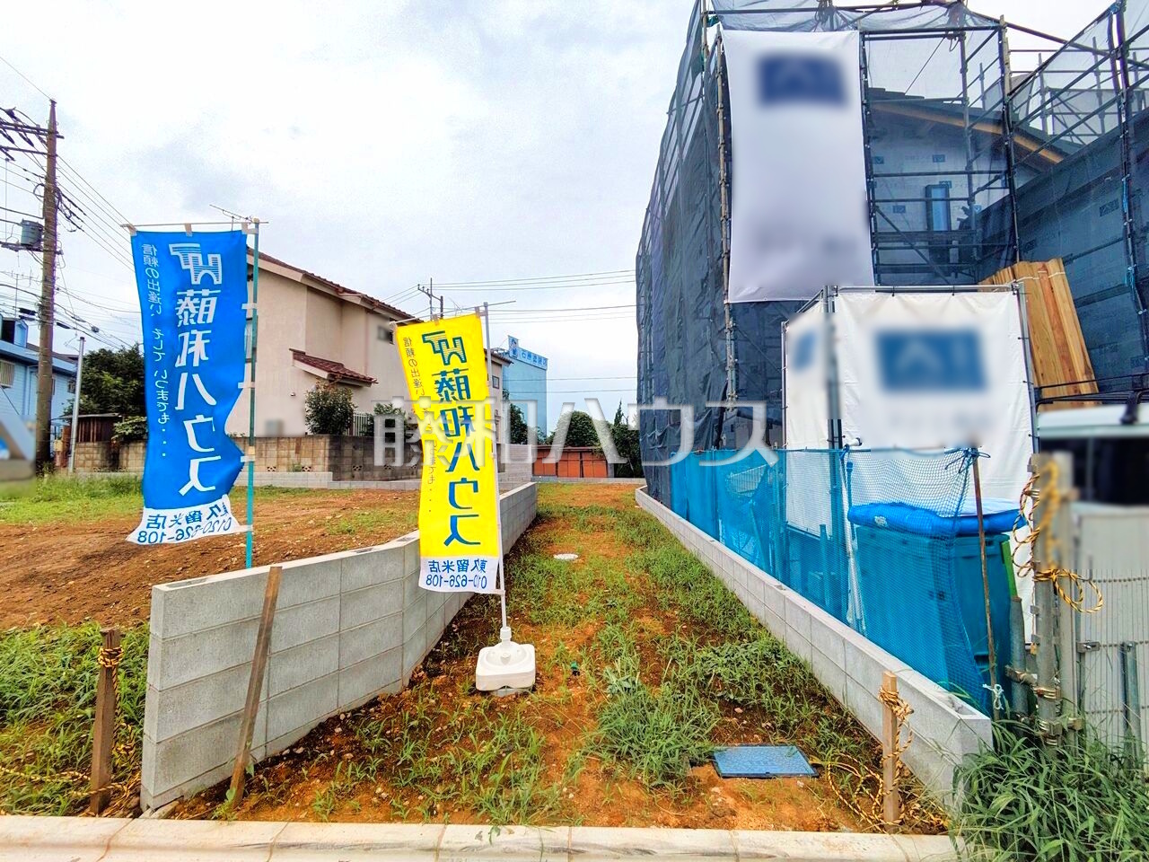 現場風景 【東久留米市浅間町2丁目】 建物のプレゼンをさせていただきますので、実際の完成イメージを思い描いていただくことができます。お気軽にお問合せ下さい。 /撮影日:2026年9月3日