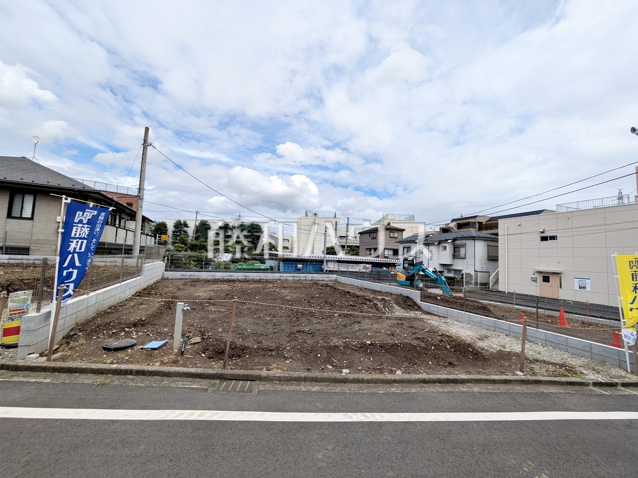≪現地外観≫周辺は落ち着いた雰囲気の住宅地です。小さなお子様がいるご家庭も安心です。 【府中市小柳町2丁目】/撮影日:2026年8月15日