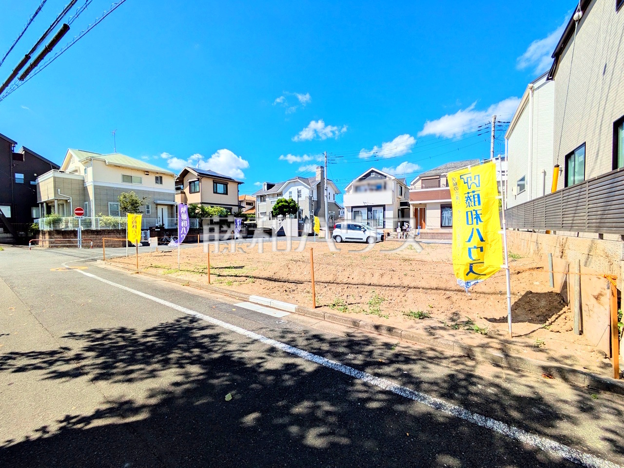 ≪現地外観≫我が家に合った暮らしを追及できるフリープランの分譲地です。ぜひ皆様の「こんな家に住みたい!」をお聞かせ下さい。 【府中市押立町5丁目】/撮影日:2026年8月7日