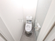 ■D号棟　トイレ■
各階にトイレを設けておりますので、朝の忙しい時間などトイレの取り合いで喧嘩になることも少なそうですね。【多摩市南野２丁目】