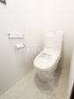 トイレ　【東村山市諏訪町２丁目】
各階にトイレを設けておりますので、朝の忙しい時間などトイレの取り合いで喧嘩になることも少なそうですね。　
