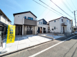 接道状況および現場風景　【府中市四谷３丁目】府中市四谷３丁目に全3棟の新築分譲住宅の誕生！小学校まで徒歩5分・中学校まで徒歩6分と教育施設までの距離魅力！