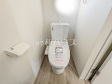 各階にトイレを設けておりますので、朝の忙しい時間などトイレの取り合いで喧嘩になることも少なそうですね。　