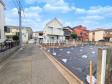 接道状況および現場風景　【三鷹市牟礼５丁目】夜間や平日の見学も可能です。お客様のお家探しを徹底的にサポートいたしますのでお気軽にお問い合わせください。