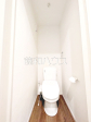 1号棟　トイレ　【杉並区上荻３丁目】
トイレはいつまでも清潔な空間を保てるように、目に留まるだけではなく、汚れを拭き取り易いフロアと壁紙にしました。　