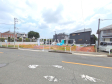 接道状況および現場風景　【武蔵村山市岸１丁目】物件の事、諸費用の事など、小さな疑問もお気軽にご連絡・ご相談下さい。 　