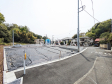 接道状況および現場風景　【武蔵村山市中藤４丁目】
前面道路はゆとりの5.46m。車の出し入れも楽々です。　