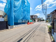 接道状況および現場風景　【東久留米市小山３丁目】 ここに住む方を想像して、着々と建築しております！ 
