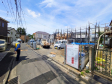接道状況および現場風景　【立川市柴崎町５丁目】お住まい探しは、家の良し悪しだけでなく周辺環境も重要なポイントです。ぜひ一度お客様の目でご覧ください。
