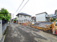 接道状況および現場風景　【八王子市台町１丁目】
お住まい探しは、家の良し悪しだけでなく周辺環境も重要なポイントです。ぜひ一度お客様の目でご覧ください。　