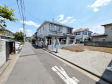 接道状況および現場風景　【立川市栄町１丁目】 物件の事、諸費用の事など、小さな疑問も、お気軽にご連絡・ご相談下さい。 