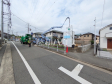 接道状況および現場風景　【昭島市福島町１丁目】お住まい探しは、家の良し悪しだけでなく周辺環境も重要なポイントです。ぜひ一度お客様の目でご覧ください。　