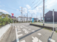 接道状況および現場風景【小平市栄町１丁目】ご家族の夢を思いのままにかなえるため、自由設計プランを採用。ご家族お一人お一人にマッチした、世界に一つだけのオリジナル住宅を実現してみませんか？