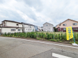 ≪現地外観≫周辺は落ち着いた雰囲気の住宅地です。小さなお子様がいるご家庭も安心です。【府中市若松町３丁目】