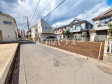 接道状況および現場風景　【新座市西堀２丁目】 建物のプレゼンをさせていただきますので、実際の完成イメージを思い描いていただくことができます。お気軽にお問合せ下さい。 