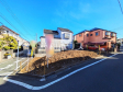 ≪接道状況≫周辺は落ち着いた雰囲気の住宅地です。小さなお子様がいるご家庭も安心です。【多摩市諏訪１丁目】