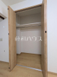 収納 【第二西武マンション】枕棚とハンガーパイプで効率良く、たくさん収納できるクローゼット!お部屋をきれいに保てそうですね。 収納 【第二西武マンション】枕棚とハンガーパイプで効率良く、たくさん収納できるクローゼット!お部屋をきれいに保てそうですね。