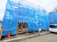≪2号棟　外観≫ 物件の事、諸費用の事など、小さな疑問も、お気軽にご連絡・ご相談下さい。 　【世田谷区喜多見４丁目】