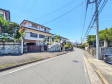 ≪接道状況（現況：古屋有）≫平日のご案内も可能です。お気軽にお問合せ下さいませ。 　【多摩市桜ヶ丘４丁目】