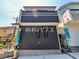 B号棟　外観　【東久留米市小山１丁目】 周辺環境はもちろん、日当たりや設備仕様など、実際に行ってみないと分からないことも多くございます。営業担当がご案内いたしますので、お気軽にお問い合わせください。 
