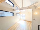 小平市仲町　全1棟　新築分譲住宅物件画像