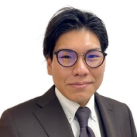 村上 英駿