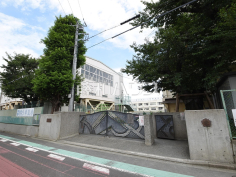 世田谷区立中丸小学校