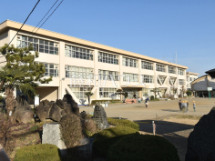 八王子市立第十小学校