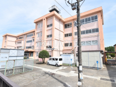 八王子市立長房小学校