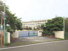 八王子市立横川小学校