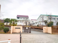 八王子市立長池小学校
