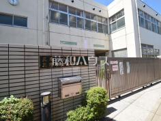 三鷹市立高山小学校