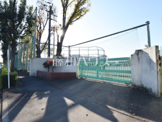 府中市立日新小学校