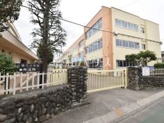 国立市立国立第六小学校