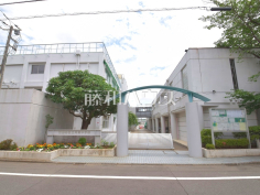 世田谷区立用賀中学校