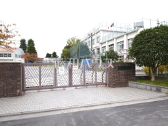 三鷹市立第四中学校