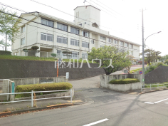 多摩市立鶴牧中学校