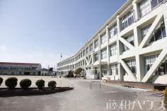 春日井市立鷹来小学校