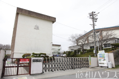 尾張旭市立旭丘小学校