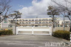 岩倉市立岩倉南小学校